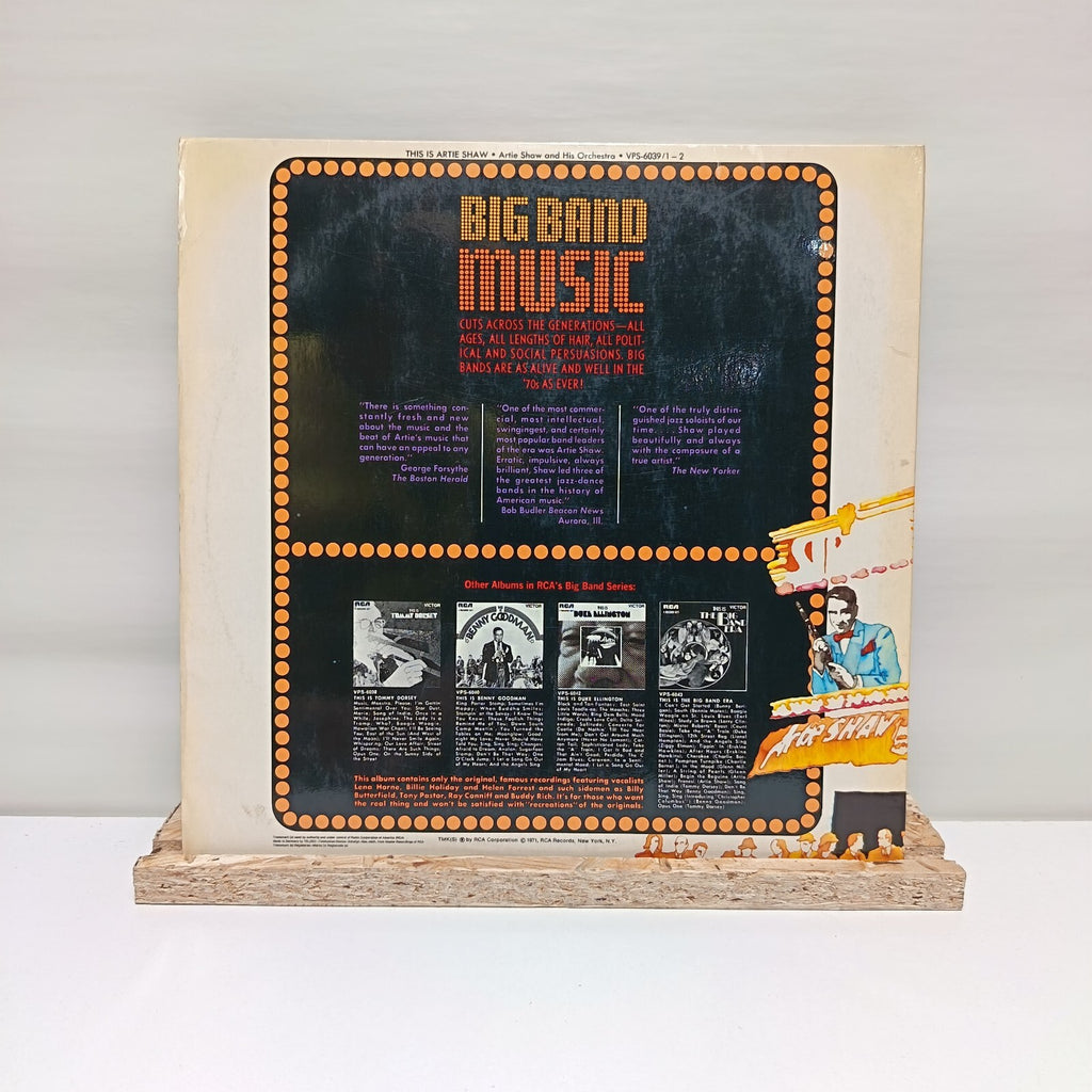 Artie Shaw this is double vinyl record VG+/VG+ VPS-6039/1-2
