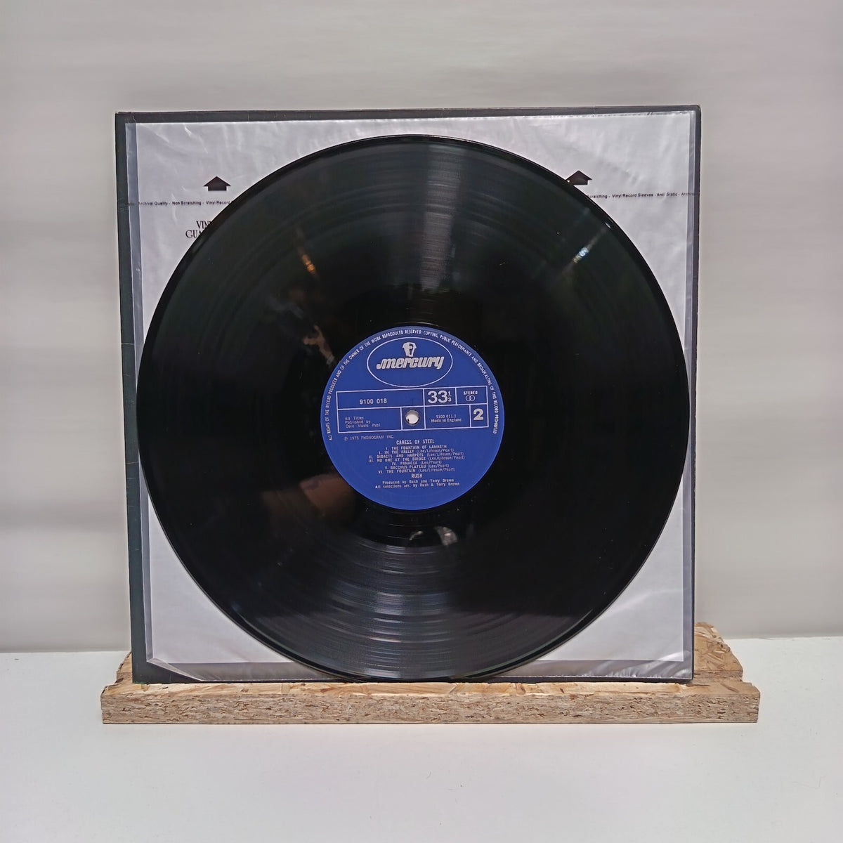 Rush caress of steel vinyl record 1974 VG+/VG+ 9100 018