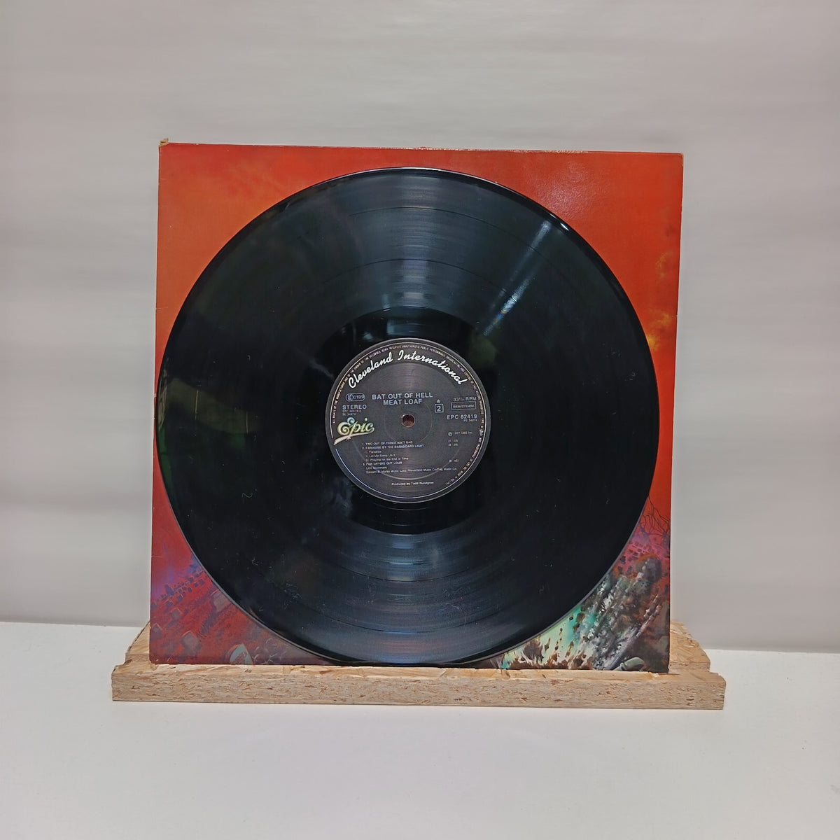 Meat Loaf bat out of hell vinyl record VG+/VG+ 82419