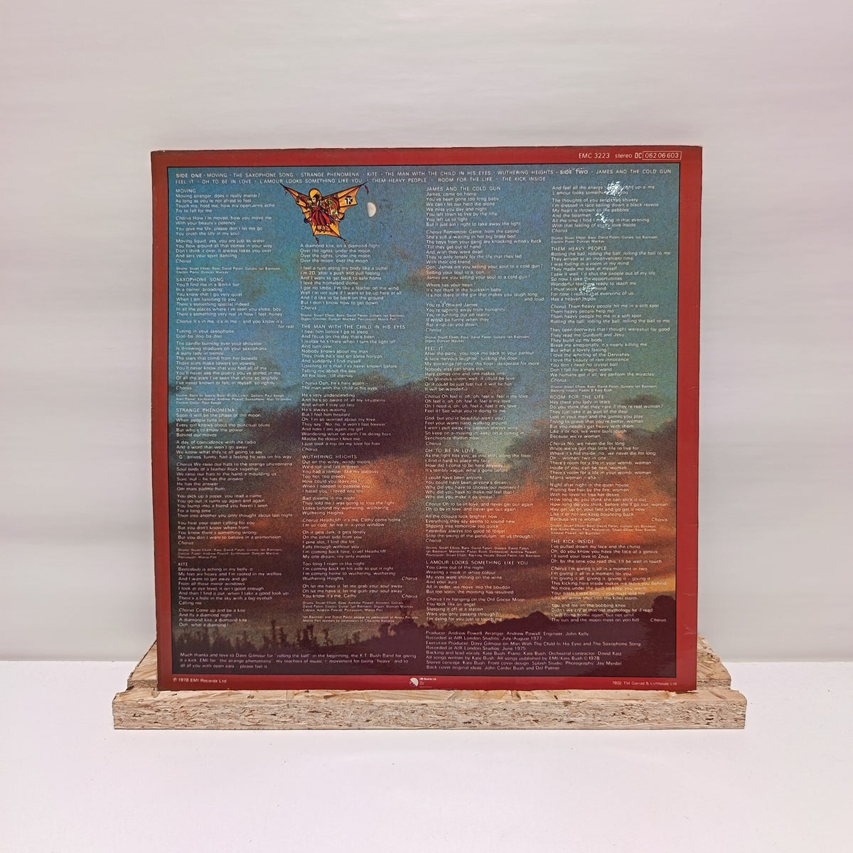 Kate Bush the kick inside vinyl record VG+/VG+ EMC 3223