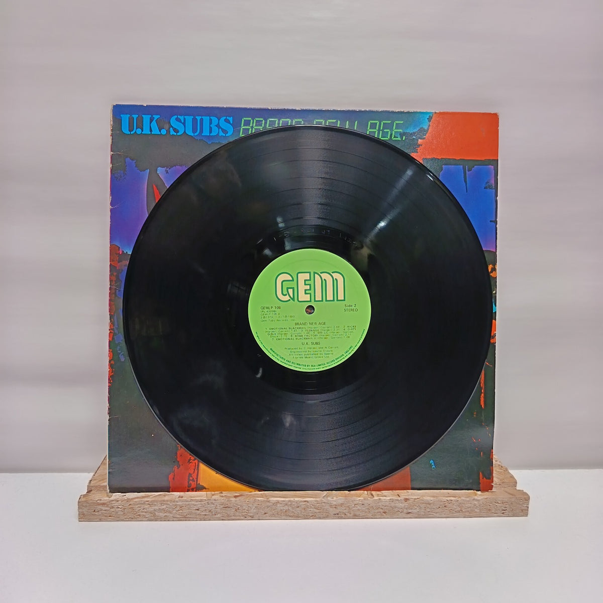U.K. Subs brand new age vinyl record A1/B1 1980 VG+/VG+ GEMLP 106 with insert