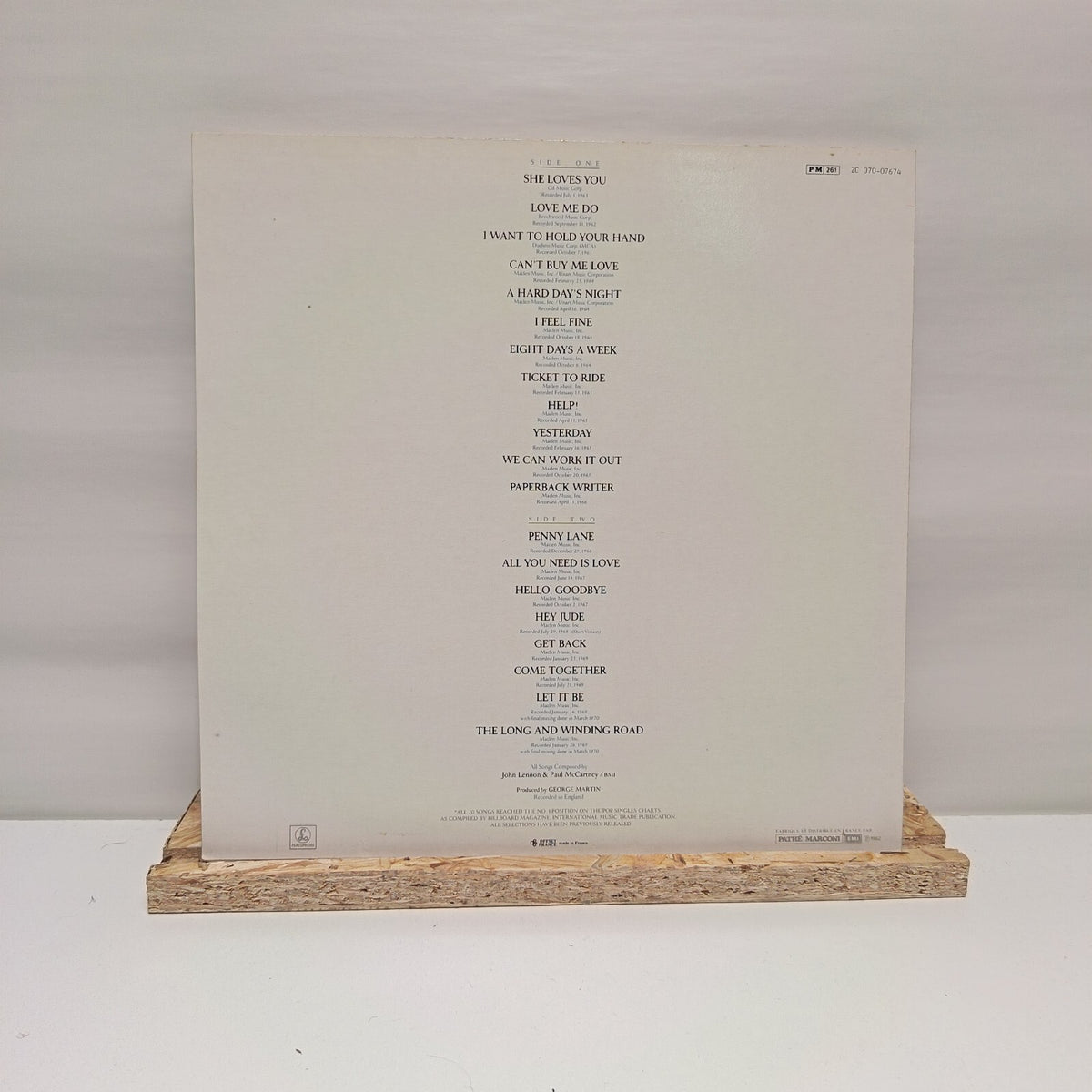 The Beatles 20 greatest hits vinyl record VG+/VG+ 2C 070-07674