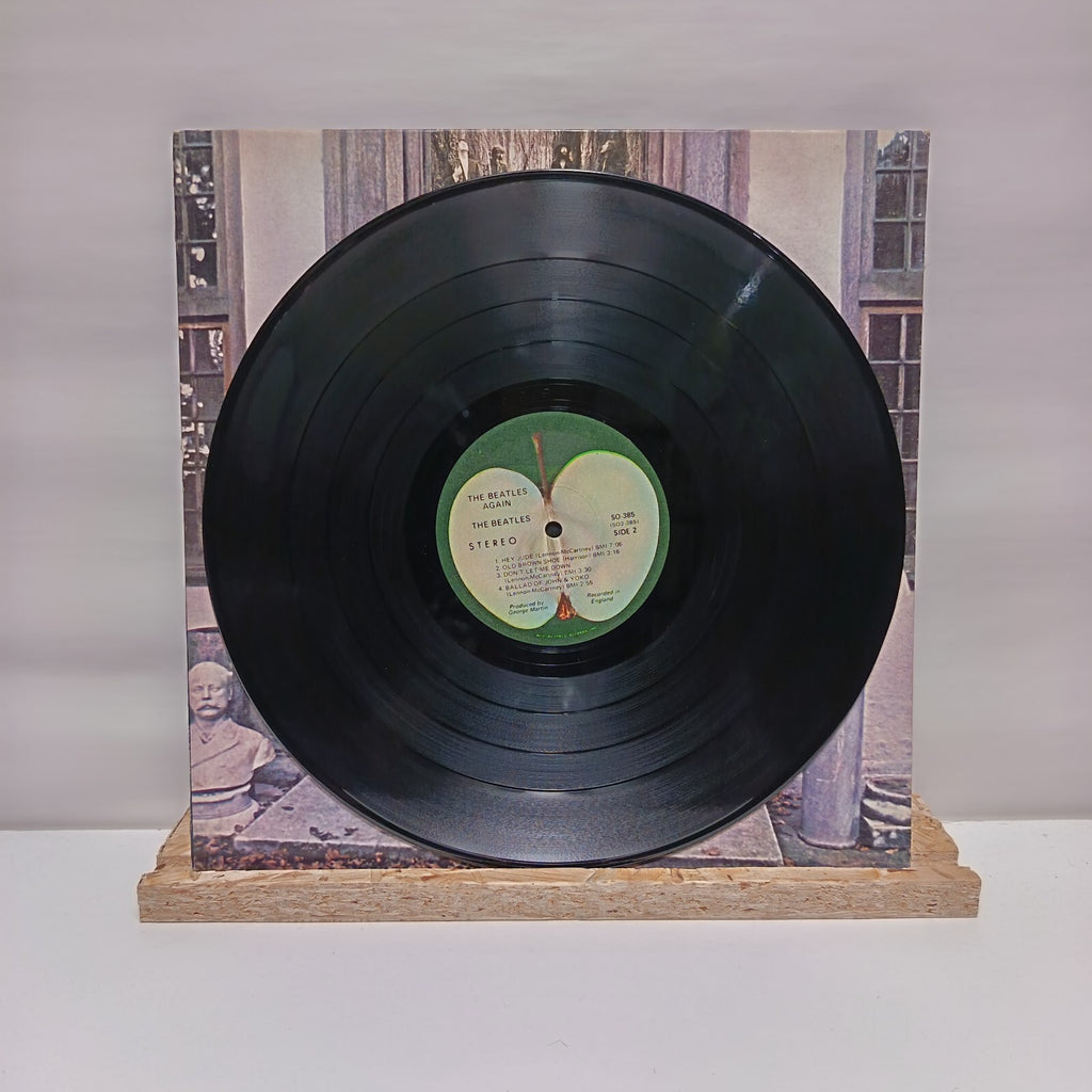 The Beatles hey jude vinyl record VG+/VG+ SW-385