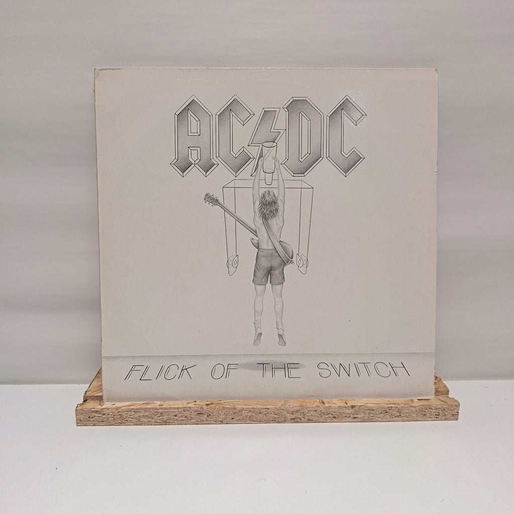 AC/DC flick of the switch vinyl record VG+/VG+ 78-0100-1