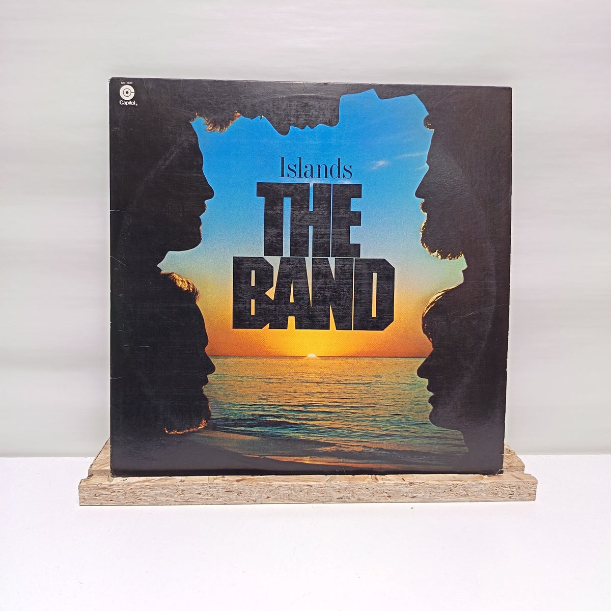 The Band islands vinyl record VG+/VG+ SO-11602