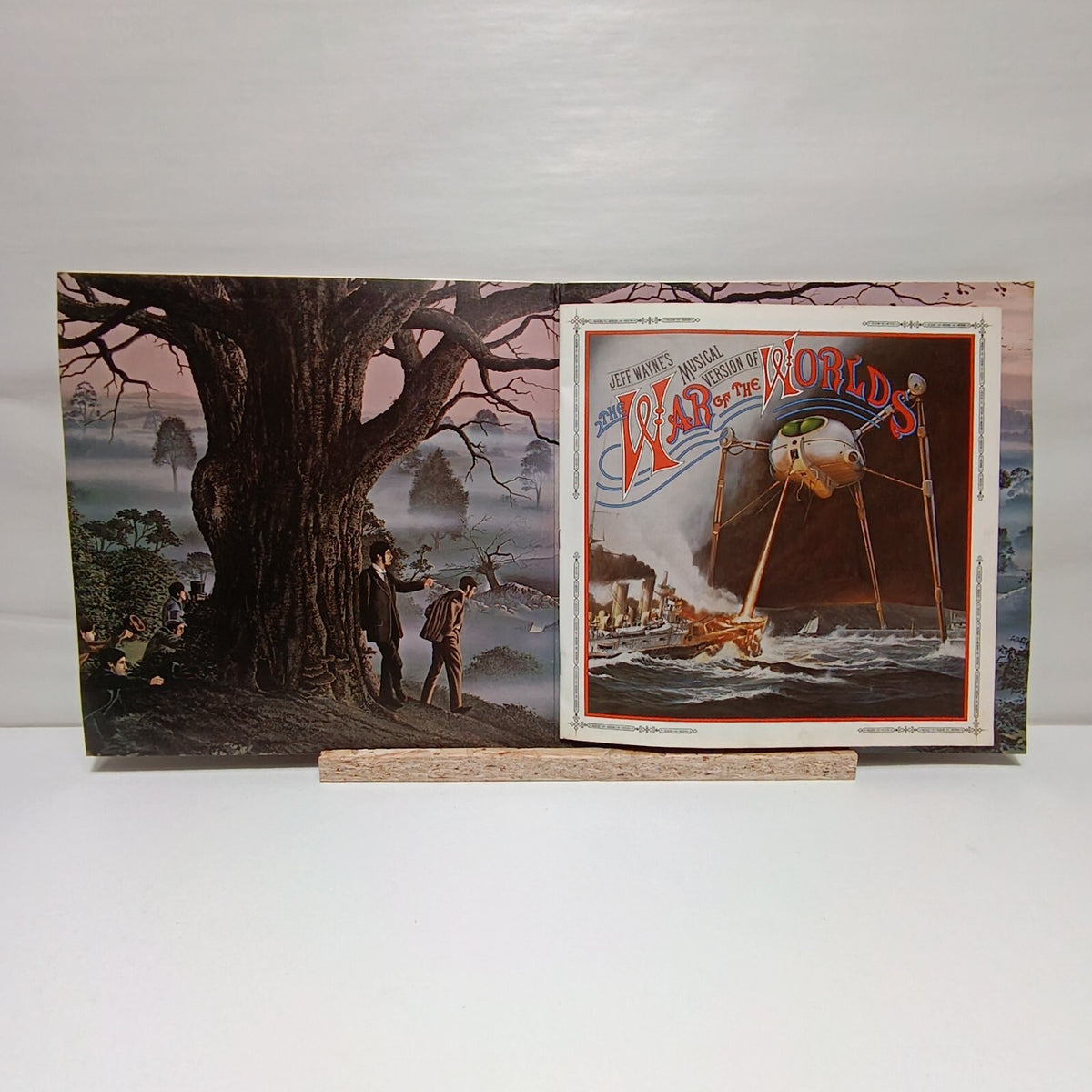 The War Of The Worlds jeff waynes musical version double vinyl record VG+/VG+