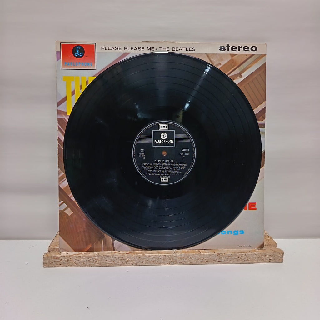 The Beatles please please me vinyl record VG+/VG PCS 3042