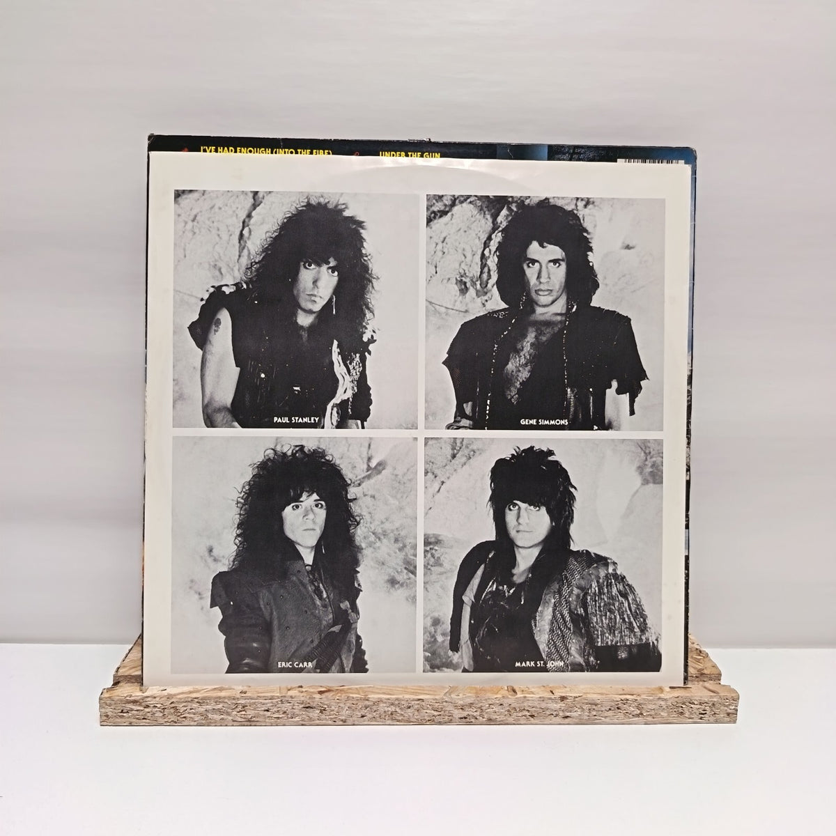 Kiss animalize vinyl record 1984 VG+/VG+ VERL 18