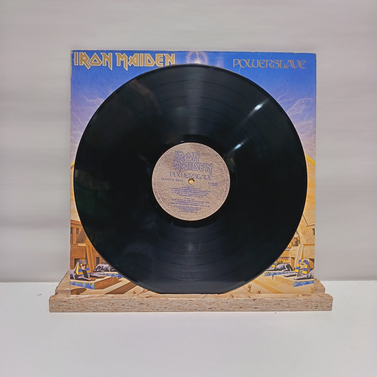 Iron Maiden powerslave vinyl record 1984 VG+/VG+ EJ 2402001