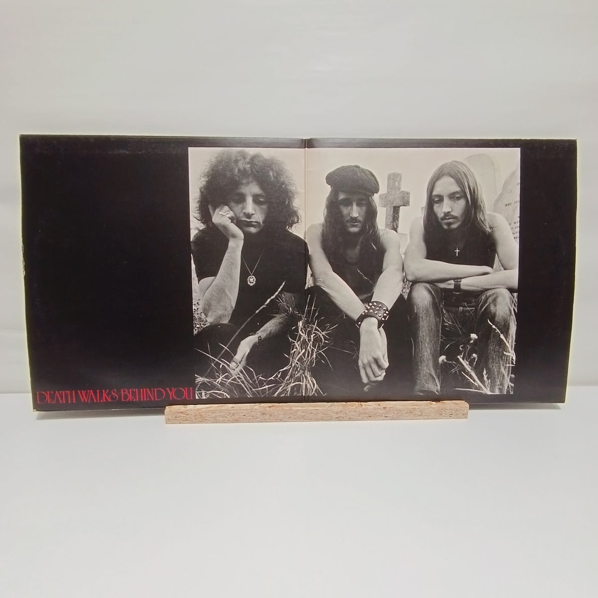 Atomic Rooster death walks behind you vinyl record 1970 VG+/VG+ CAS 1026