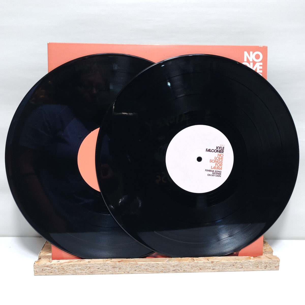 Kyle Falconer  no love songs for laura double vinyl record VG+/VG+ HONEYLP