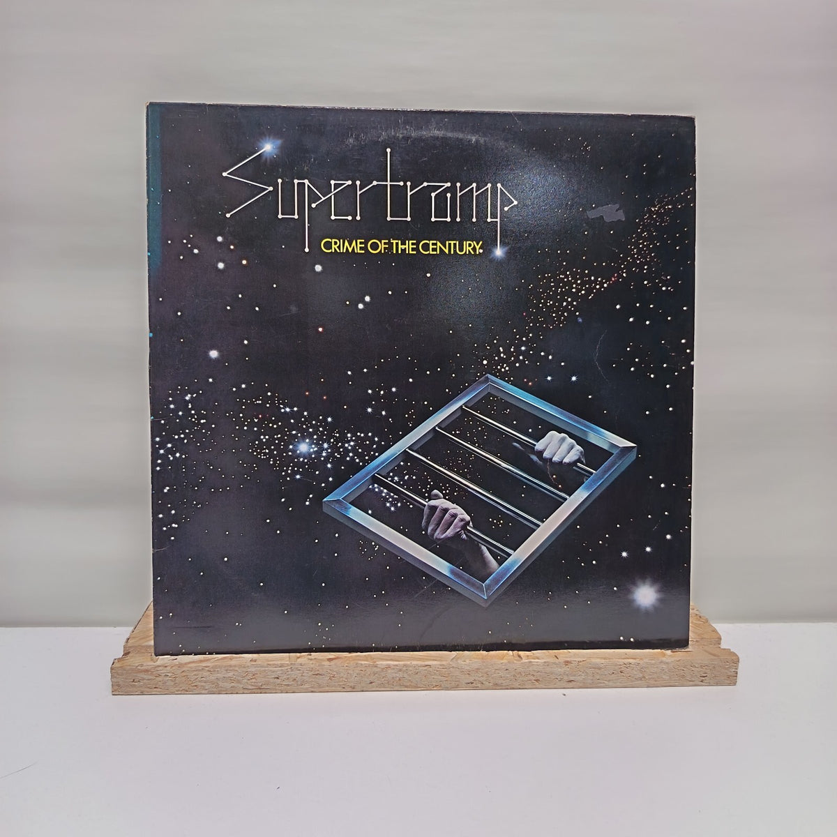 Supertramp crime of the century vinyl record VG+/VG+ AMLS 68258