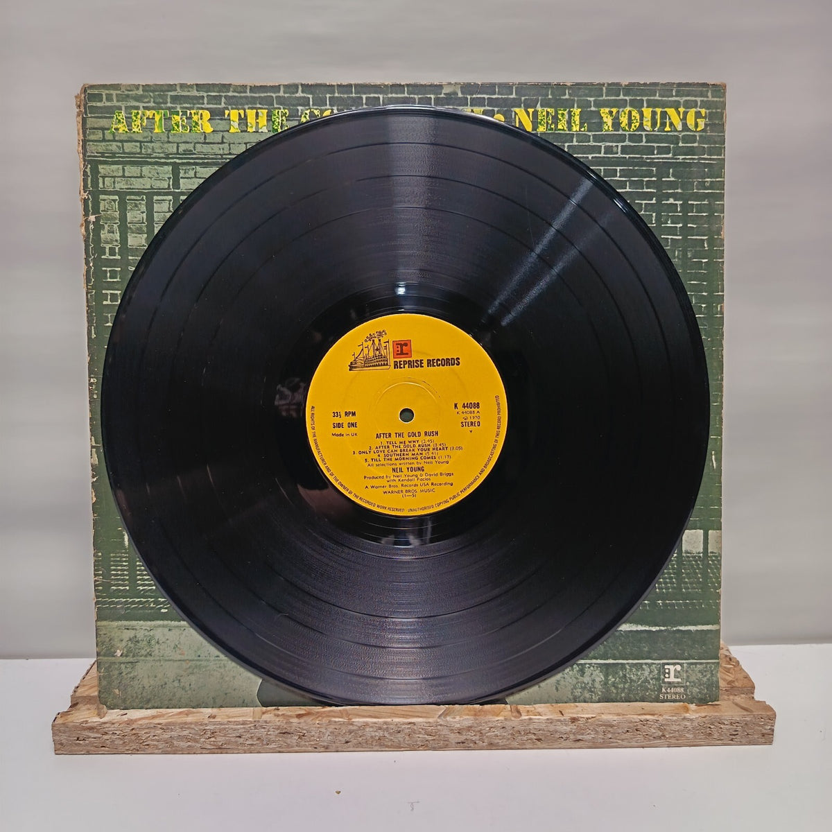 Neil Young after the cold rush vinyl record VG+/VG K44088