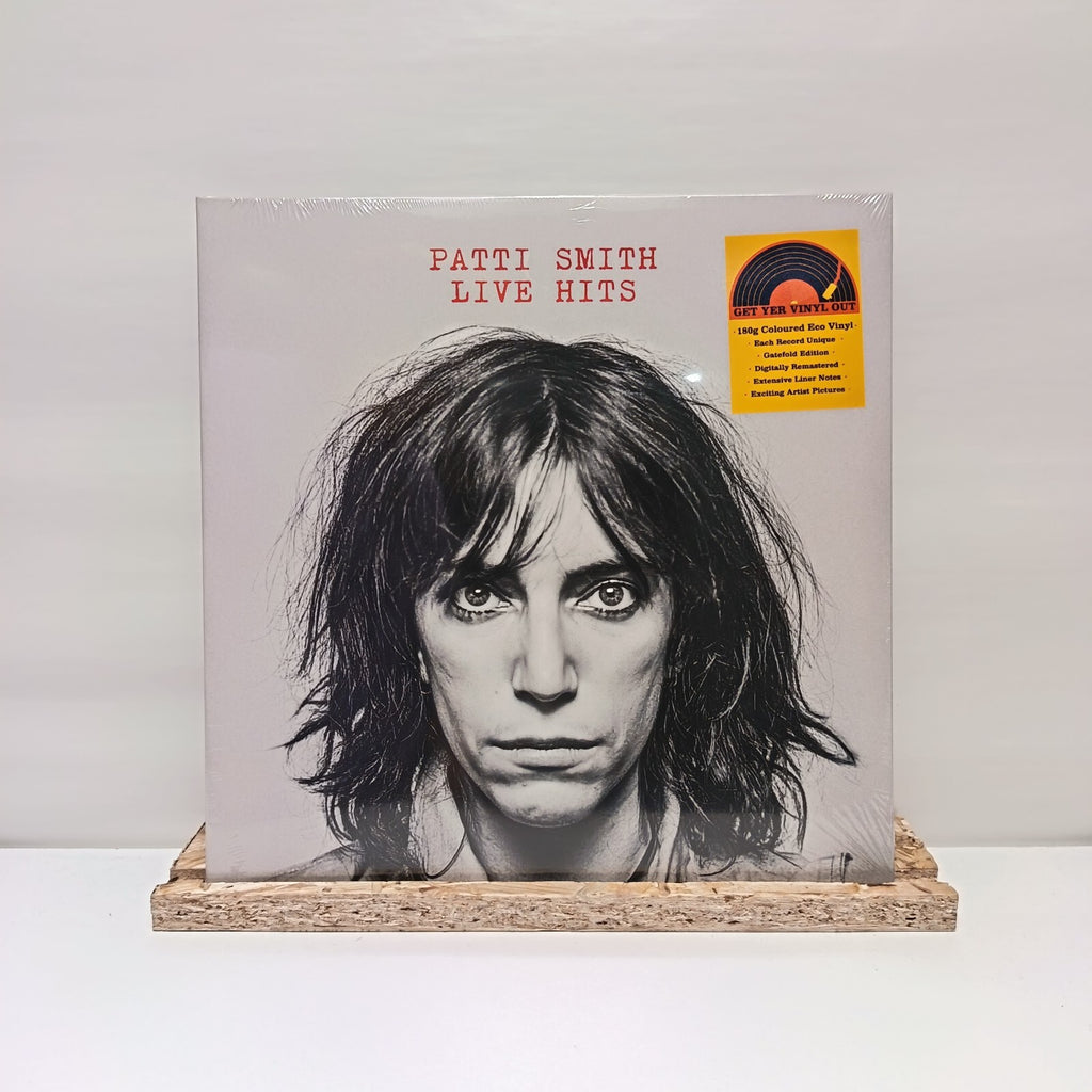 Patti Smith hits vinyl record