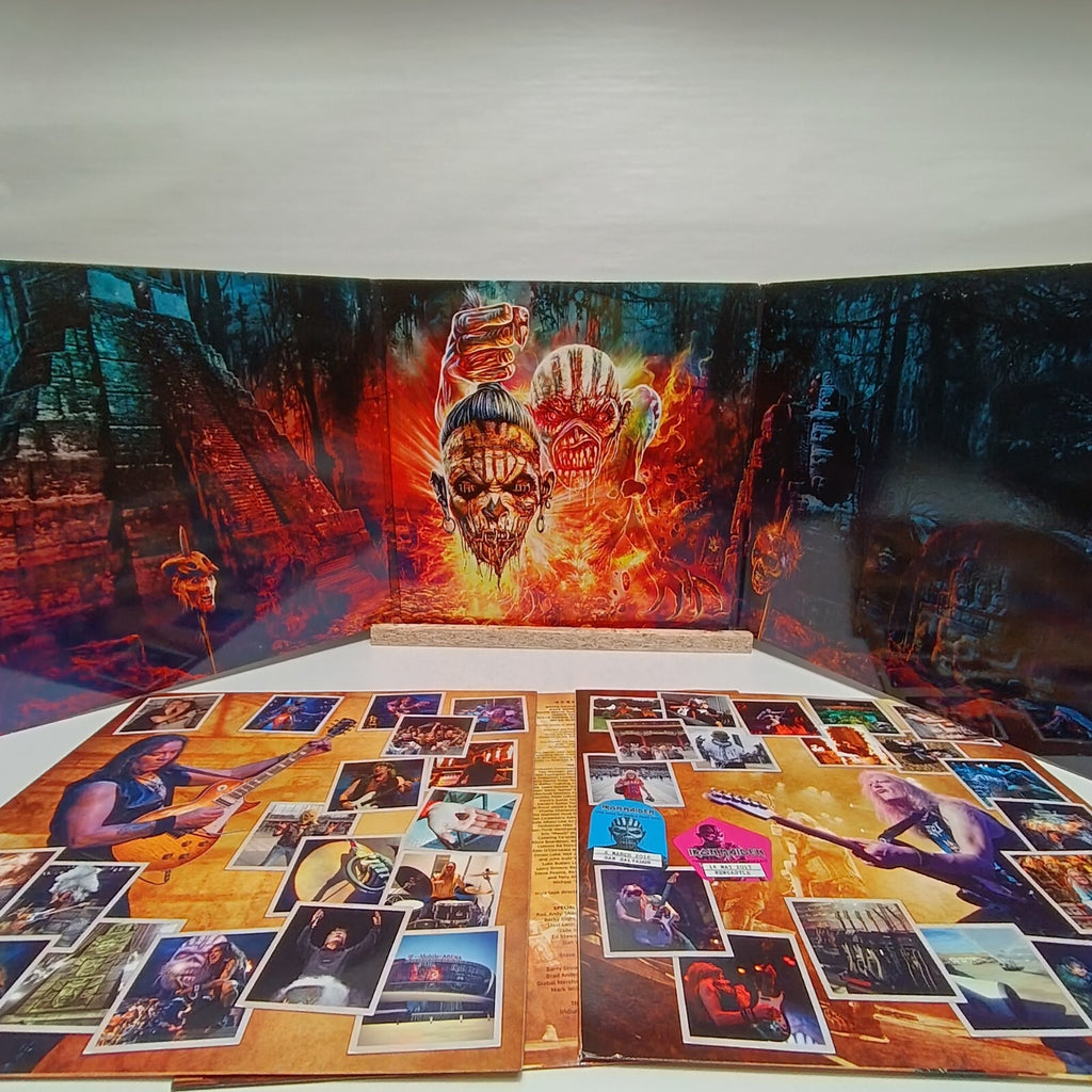 Iron Maiden the book of souls triple vinyl record EX/VG+ 0190295760878