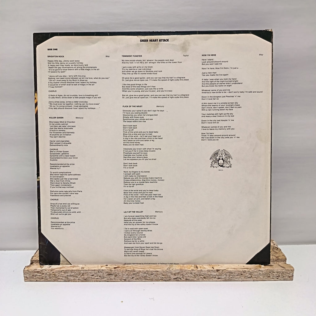 Queen sheer heart attack vinyl record VG+/VG+ EMC 3061