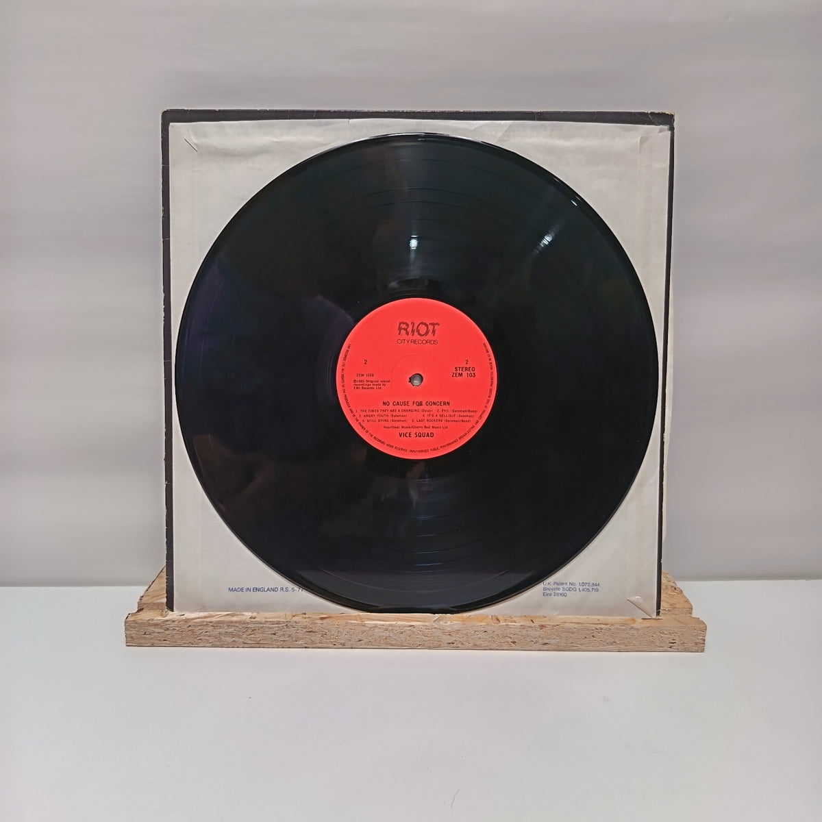 Vice Squad no cause for concern vinyl record 1981 VG+/VG+ ZEM 103