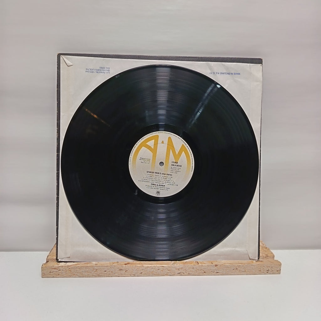 Chris De Burgh spanish train and other stories vinyl record VG+/VG+ AMLH 68343