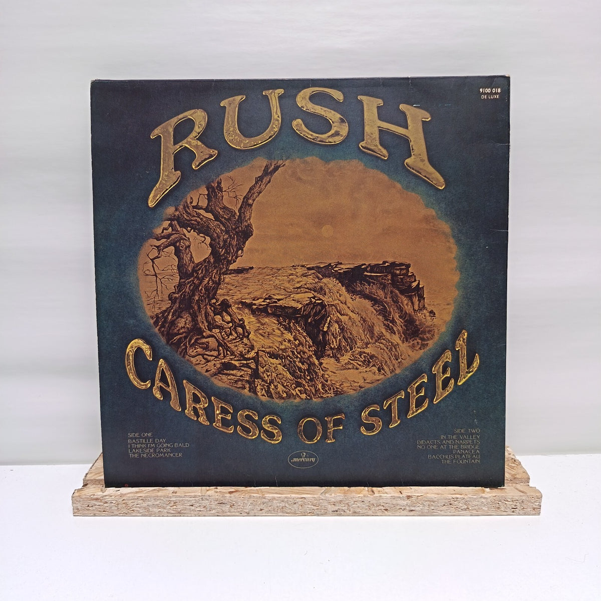 Rush caress of steel vinyl record 1974 VG+/VG+ 9100 018