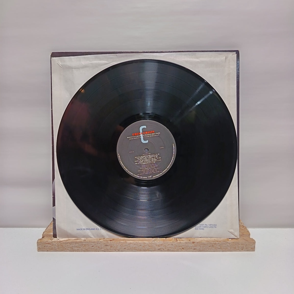 China Crisis difficult shapes & passive rhythms vinyl record VG+/VG+ V 2243
