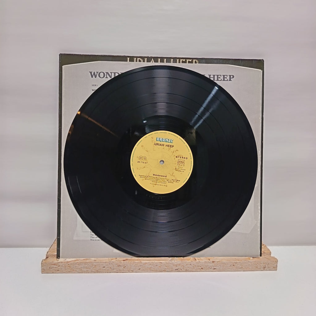 Uriah Heep wonderworld vinyl record VG+/VG+ 28 779 ET