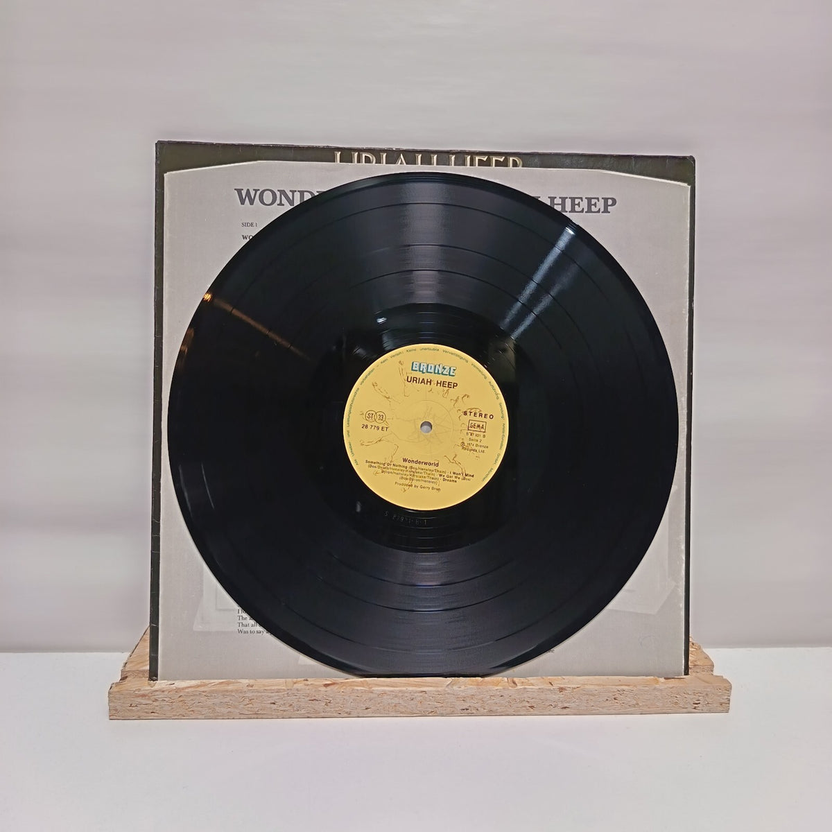 Uriah Heep wonderworld vinyl record VG+/VG+ 28 779 ET