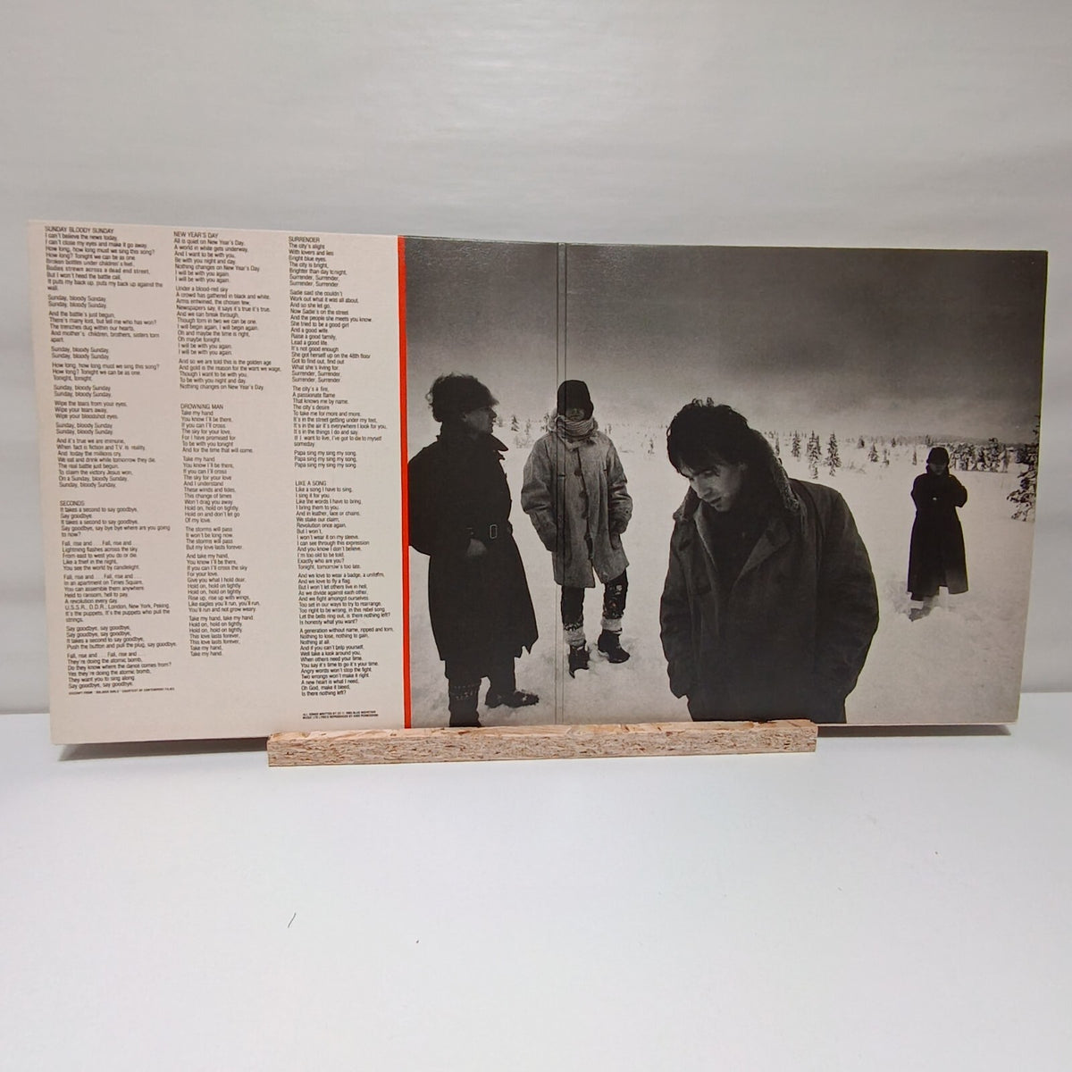 U2 war vinyl record EX/EX ILPS 9733