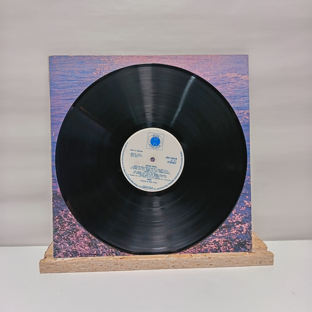Focus moving waves vinyl record VG+/VG+ 2931 002