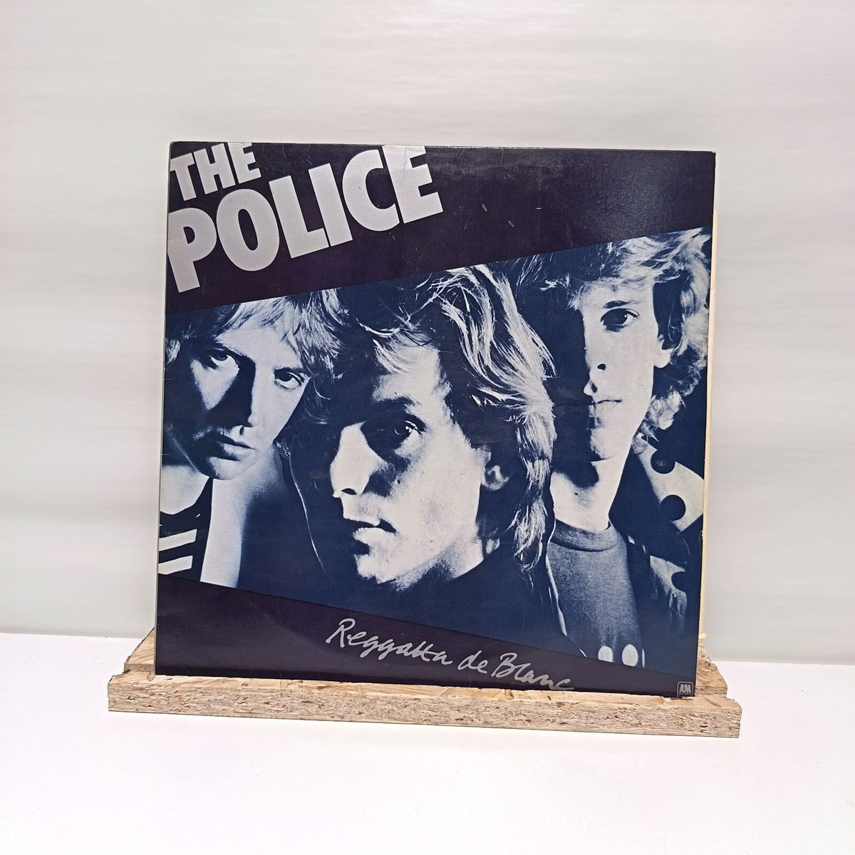 The Police reggatta de blanc vinyl record VG+/VG+ AMLH 64792
