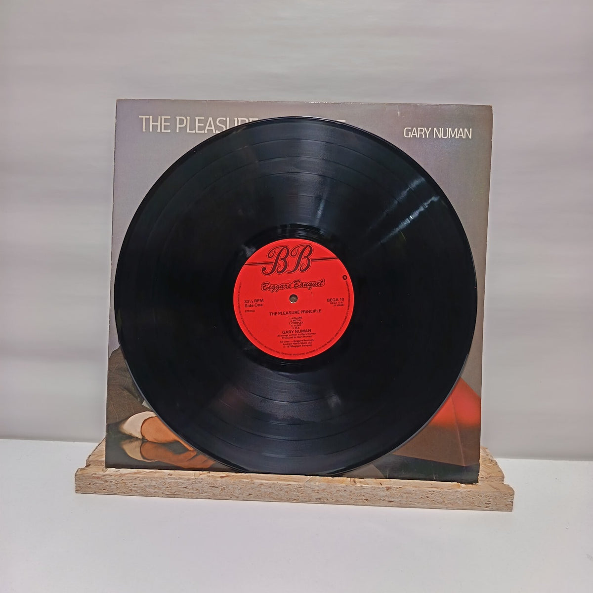 Gary Numan the pleasure principle vinyl record VG+/VG+ BEGA 10
