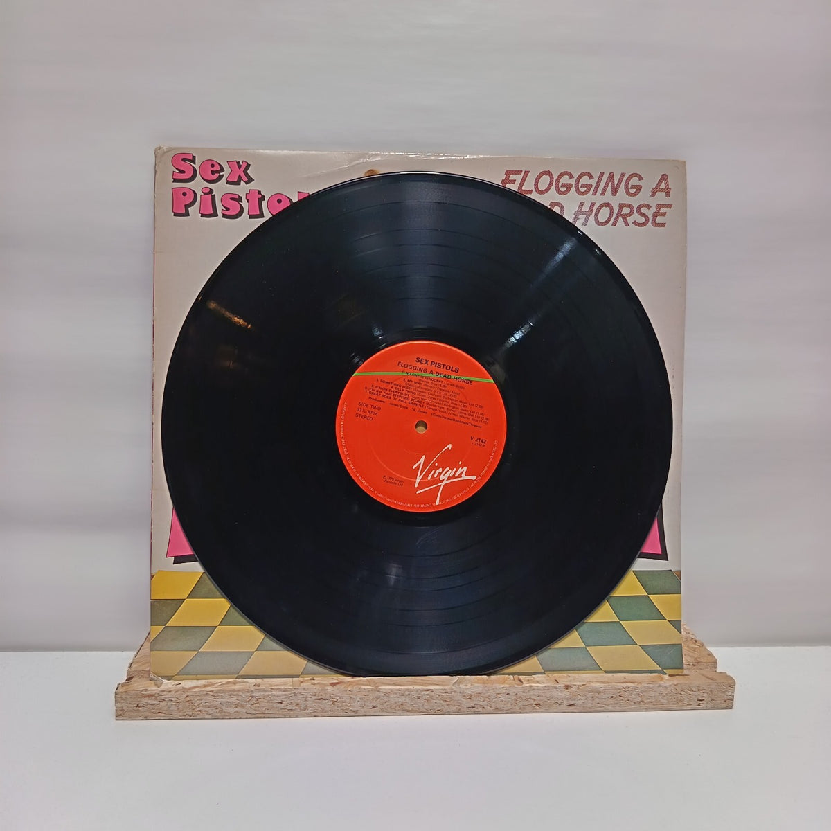 Sex Pistols flogging a dead horse vinyl record VG+/VG+ VS142