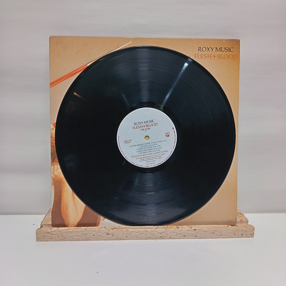 Roxy Music flesh + blood vinyl record VG+/VG+ XSD 32-102