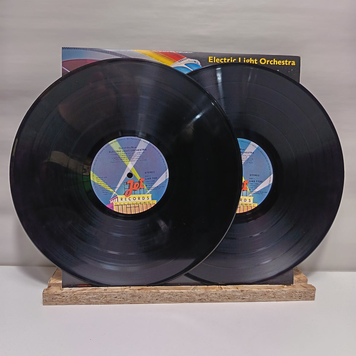 Electric Light Orchestra out of the blue double vinyl record VG+/VG+ UAR 100