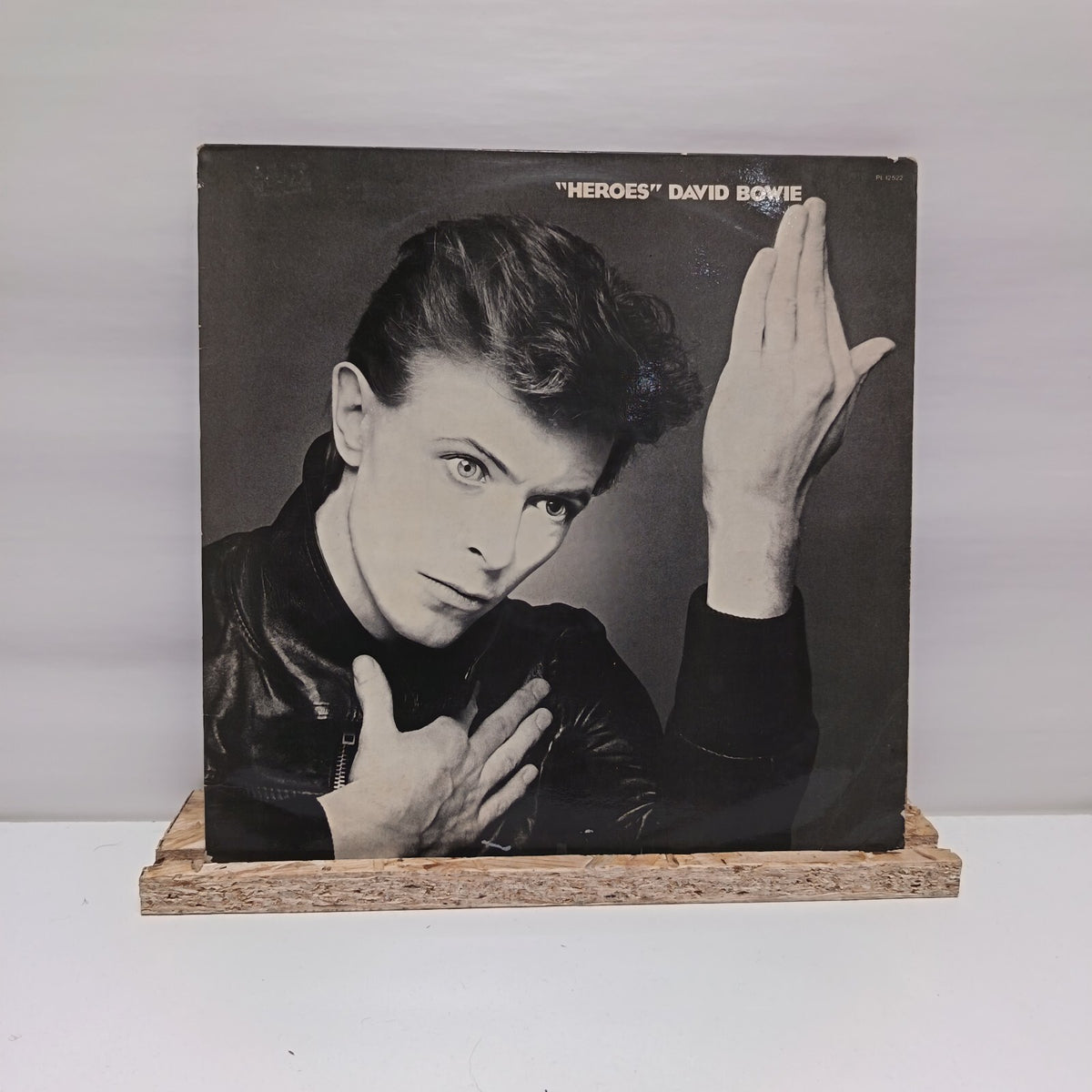 David Bowie heroes vinyl record VG+/VG+ PL 12522