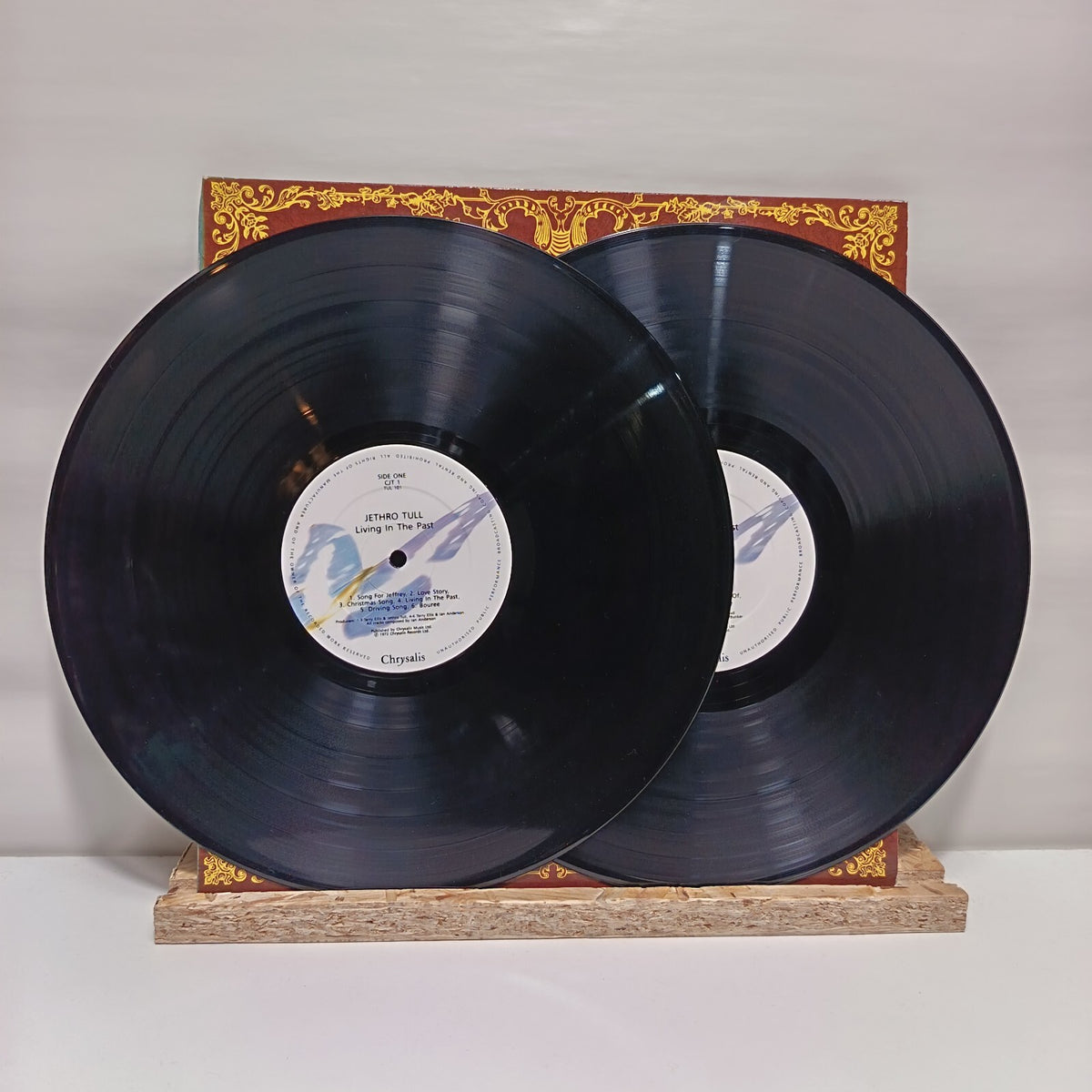 Jethro Tull living in the past double vinyl record EX/EX CJT 1